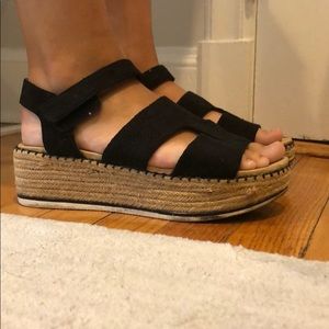 Platform Sandals (black)